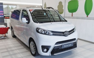 Toyota 2023 Toyota Proace Verso Verso 2.0 D4-D Long Business Aut. 2.0 Diesel 177KM, zdjęcie 2