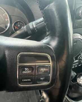 Jeep Wrangler III Unlimited Facelifting 2.8 DOHC I-4 Turbo CRD 200KM 2013 Jeep Wrangler 2.8 Diesel 200 KM 4XX4 Klimatyzacja Kabrio 2.8 Diesel 200KM, zdjęcie 16