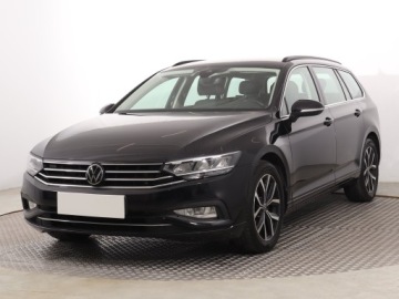 Volkswagen Passat B8 Variant Facelifting 1.5 TSI EVO 150KM 2023 VW Passat 1.5 TSI, Salon Polska, 1. Właściciel, zdjęcie 1