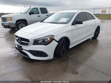 Mercedes CLA C118/X118 2019 Mercedes-Benz CLA 2019r., 2.0l, od ubezpieczalni 2.0 Benzyna 208KM, zdjęcie 2