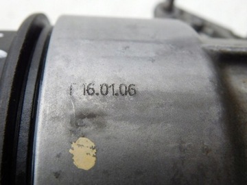 10/22 BMW E60 E61 E63 E64 3.0D POUZDRO FILTRU OLEJ