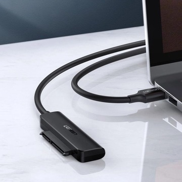 Адаптер Ugreen USB-C для 2,5-дюймовых жестких дисков/твердотельных накопителей SATA III 3.0