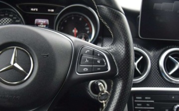 Mercedes Klasa A W176 Hatchback 5d Facelifting 180 122KM 2017 Mercedes-Benz Klasa A 1.6B 2017r Navi PDC Grzane Fotele Sprowadzony Oplaco, zdjęcie 24