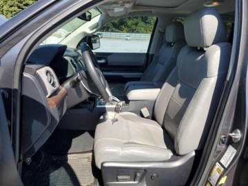 Toyota Tundra II 2019 Toyota Tundra 2019, Crew Max Limited, 5.7 L, od ubezpieczalni 5.7 Benzyna, zdjęcie 6