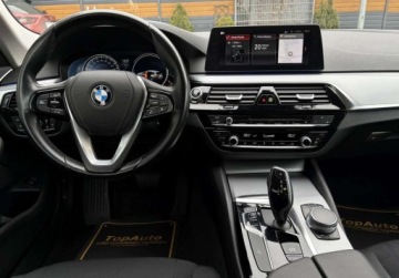 BMW Seria 5 G30-G31 Touring 520d 190KM 2018 BMW Seria 5 2.0D 190KM navi gwarancja LED AUTOMAT bezwypadkowy, zdjęcie 37