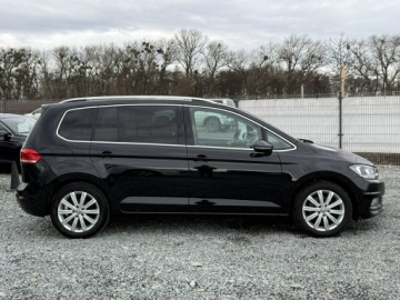 Volkswagen Touran III 1.6 TDI 110KM 2016 Volkswagen Touran 1.6TDI 110KM 2016 Highline,, zdjęcie 9