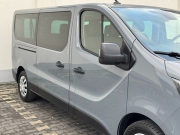 Renault Trafic III Combi 2.0 dCi  150KM 2023 Renault Trafic Long 9 osobowy 2.0 DCI 150 KM Rok 2023 Przewoz osob niepeln, zdjęcie 11