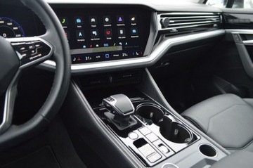 Volkswagen Touareg III SUV 3.0 V6 SCR TDI 286KM 2023 Volkswagen Touareg 3.0 V6 TDI SCR 4Mot ,Salon PL,Serwis ASO,Bezwypadkowy,, zdjęcie 15