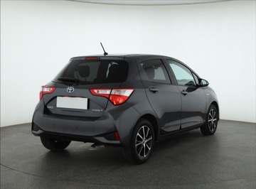 Toyota Yaris III Hatchback 5d Facelifting 2017 1.5 Hybrid 100KM 2018 Toyota Yaris 1.5 Hybrid, Salon Polska, Serwis ASO, zdjęcie 4