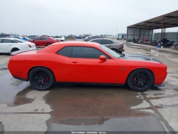 Dodge Challenger III 2016 Dodge Challenger Dodge Challenger SRT Hellcat, od ubezpieczalni 6.2 Benzyna, zdjęcie 7