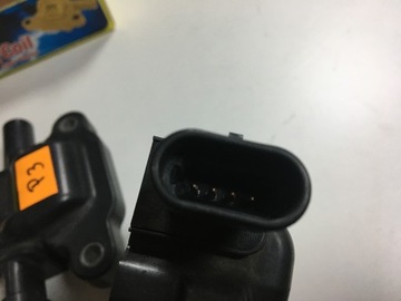 CAMARO SS 6.2 LS3 CÍVKA CÍVKY ZAPALOVACÍ 12570616