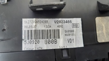 BUDÍK PŘÍSTROJOVÁ DESKA BENZÍN SKODA OE 5J0920800B