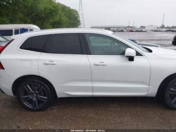 Volvo XC60 II Crossover T5 250KM 2018 Volvo XC 60 T5 momentum 2.0 Benzyna 250KM, zdjęcie 8
