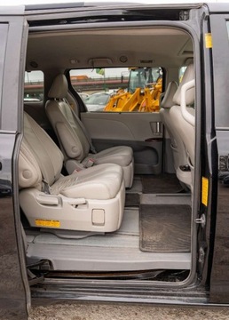 Toyota Sienna III 3.5 V6 266KM 2014 Toyota Sienna Toyota Sienna III 3.5 XLE AWD 266KM 3.5 BenzynaLPG 266KM, zdjęcie 15