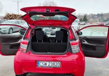 Toyota iQ 1.0 VVT-i 68KM 2009 Toyota iQ 1,0 Ben Klima Benzyna 68KM, zdjęcie 24