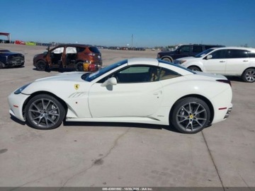 Ferrari California 2012 Ferrari California 2012 4.3l 4.3 Benzyna 453KM, zdjęcie 2