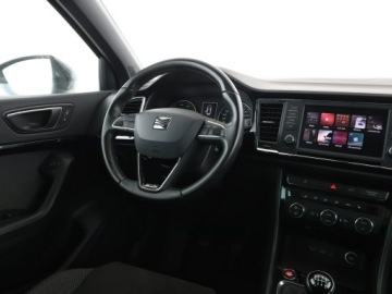 Seat Ateca SUV 1.4 EcoTSI 150KM 2018 Seat Ateca full LED grzane fotele klima auto, zdjęcie 15