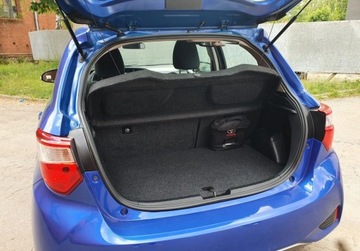 Toyota Yaris III Hatchback 5d Facelifting 2017 1.0 VVT-i 72KM 2020 Toyota Yaris Nawigacja Kamera Radar GetHelp Benzyna 72KM, zdjęcie 22