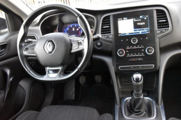 Renault Megane IV Hatchback 5d 1.3 TCe 115 FAP 115KM 2018 Renault Megane IV LIMITED 1.3 16V TURBO 116KM Wyposażony HatchBack, 2018r., zdjęcie 21