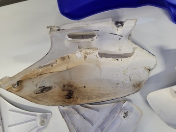 yamaha wr yzf 250 boczek błotnik owiewki