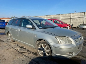 AVENSIS 2 03-09 ZRCÁTKO VNITŘNÍ