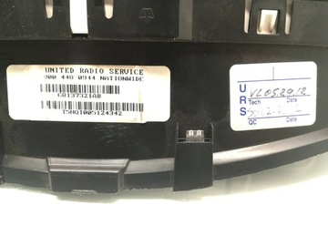 CHRYSLER GRAND VOYAGER PŘÍSTROJOVÁ DESKA / TACHOMETR 2.8 CRD DIESEL 8004480944