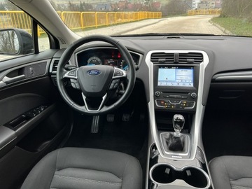 Ford Mondeo V Kombi 2.0 TDCi 150KM 2018 Ford Mondeo Opłacony Bogata wersja 2.0 TDCi 150, zdjęcie 9