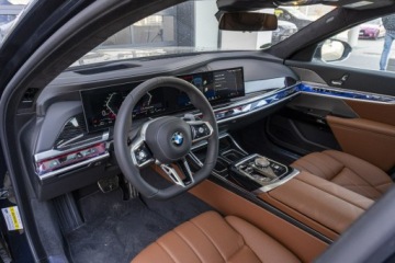 BMW Seria 7 G70 Sedan 3.0 40d 299KM 2026 BMW 740 xDrive Limuzyna - DEMO - Koła zimowe w, zdjęcie 9