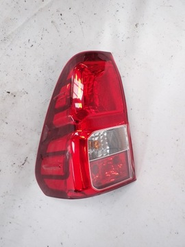 TOYOTA HILUX VIII 15- SVĚTLO LEVÝ ZADNÍ