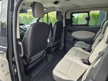 Ford Tourneo Custom I L1 2.2 TDCi 125KM 2014 Ford Tourneo Custom TITANIUM bezwypadkowy, zdjęcie 23