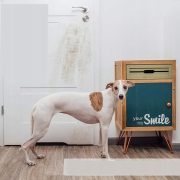 Наклейки на дверные протекторы, когтеточка для кошек и собак