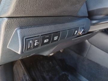 Toyota Corolla XII TS Kombi Facelifting 1.8 Hybrid 140KM 2023 Toyota Corolla 1.8 Hybrid Comfort Seria E21 (2019-, zdjęcie 23