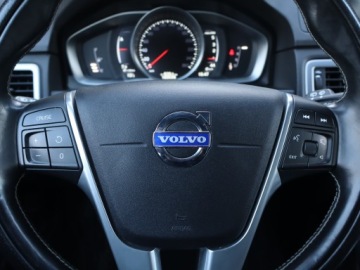 Volvo V70 III Kombi Facelifting 2.0 D4 DRIVE-E 181KM 2015 Volvo V70 D4, 178 KM, Automat, Skóra, Navi, Xenon, zdjęcie 20