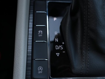 Skoda Superb III Kombi Facelifting 2.0 TDI 190KM 2019 Skoda Superb 2.0 TDI, Salon Polska, 187 KM, zdjęcie 17