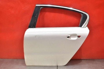 DVEŘE LEVÉ ZADNÍ EZRC PEUGEOT 508 1 I SEDAN 10-14