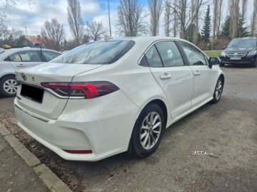 Toyota Corolla XII Sedan 1.5 VVT-i 125KM 2022 Toyota Corolla Toyota Corolla 1,5 BenzynaLPG Bogate Wyposazenie Zamiana, zdjęcie 3