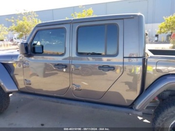 Jeep 2022 Jeep Gladiator 2022r, Rubicon, 3.6L, 4x4 3.6 Benzyna 285KM, zdjęcie 4