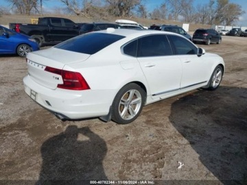 Volvo S90 II 2018 Volvo S90 2018 Volvo S90 T5 AWD Momentum 2.0 Benzyna 250KM, zdjęcie 4