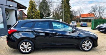 Hyundai i30 II Wagon 1.6 GDI 135KM 2013 Hyundai i30 BENZYNA nawigacja KAMERA super okazja 1.6 Benzyna 135KM, zdjęcie 10