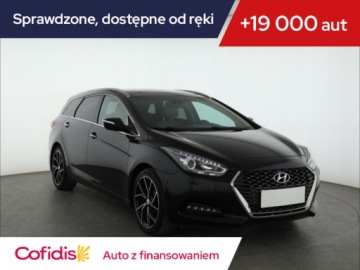 Hyundai i40 Kombi Facelifting 1.6 CRDI (HIGH) 136KM 2018 Hyundai i40 1.6 CRDi, Automat, Skóra, Navi, Klima