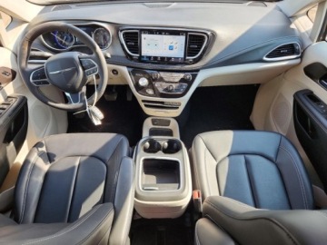 Chrysler Pacifica II 2024 Chrysler Pacifica Touring L 2024 3.6 Benzyna 287KM, zdjęcie 8