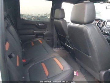  GMC Sierra 2020r., 1500 AT4, od ubezpieczalni 6.2 Benzyna 420KM, zdjęcie 9