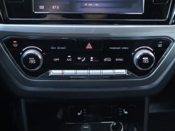  SsangYong Korando 1.5 T-GDI, Salon Polska, zdjęcie 15