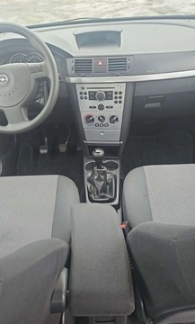 Opel Meriva I 1.4 TWINPORT ecoFLEX 90KM 2005 Opel Meriva Opel Meriva 1.4 Selection 1.4 Benzyna 90KM, zdjęcie 12