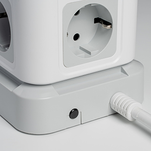 СТОЯЩИЙ РАЗЪЕМ ПИТАНИЯ 12 ВХОДОВ 4XUSB КАБЕЛЬ 5М