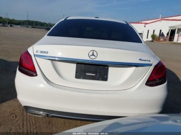 Mercedes Klasa C W206 2021 Mercedes-Benz Klasa C 300 4Matic 2021 2.0l 2.0 Benzyna 255KM, zdjęcie 4