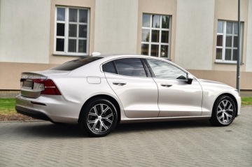 Volvo S60 III Sedan Facelifting 2.0 B4 197KM 2024 17tyś, PRZEBIEG_____4 SZTUKI W OFERCIE, zdjęcie 13