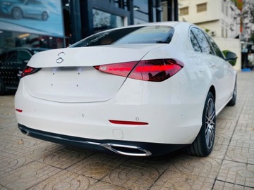 Mercedes Klasa C W206 Limuzyna 1.5 180 170KM 2025 MERCEDES-BENZ C Klasa 180 Avantgarde 1.5 (170KM) 2025, zdjęcie 1