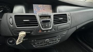 Renault Laguna III Hatchback 2.0 16v 140KM 2009 Renault Laguna 2.0 Benzyna Moc 140KM, zdjęcie 22