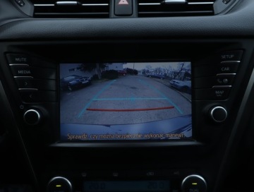 Toyota Avensis III Sedan Facelifting 2015 2.0 D-4D 143KM 2015 Toyota Avensis 2.0 D-4D, Salon Polska, zdjęcie 21